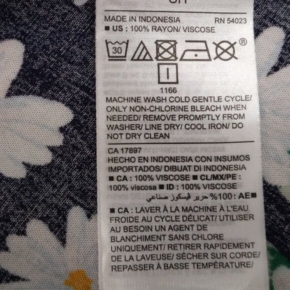 Old Navy | Sleeveless V-Neck Daisy Top Navy Pull On | Size S - Picture 5 of 5